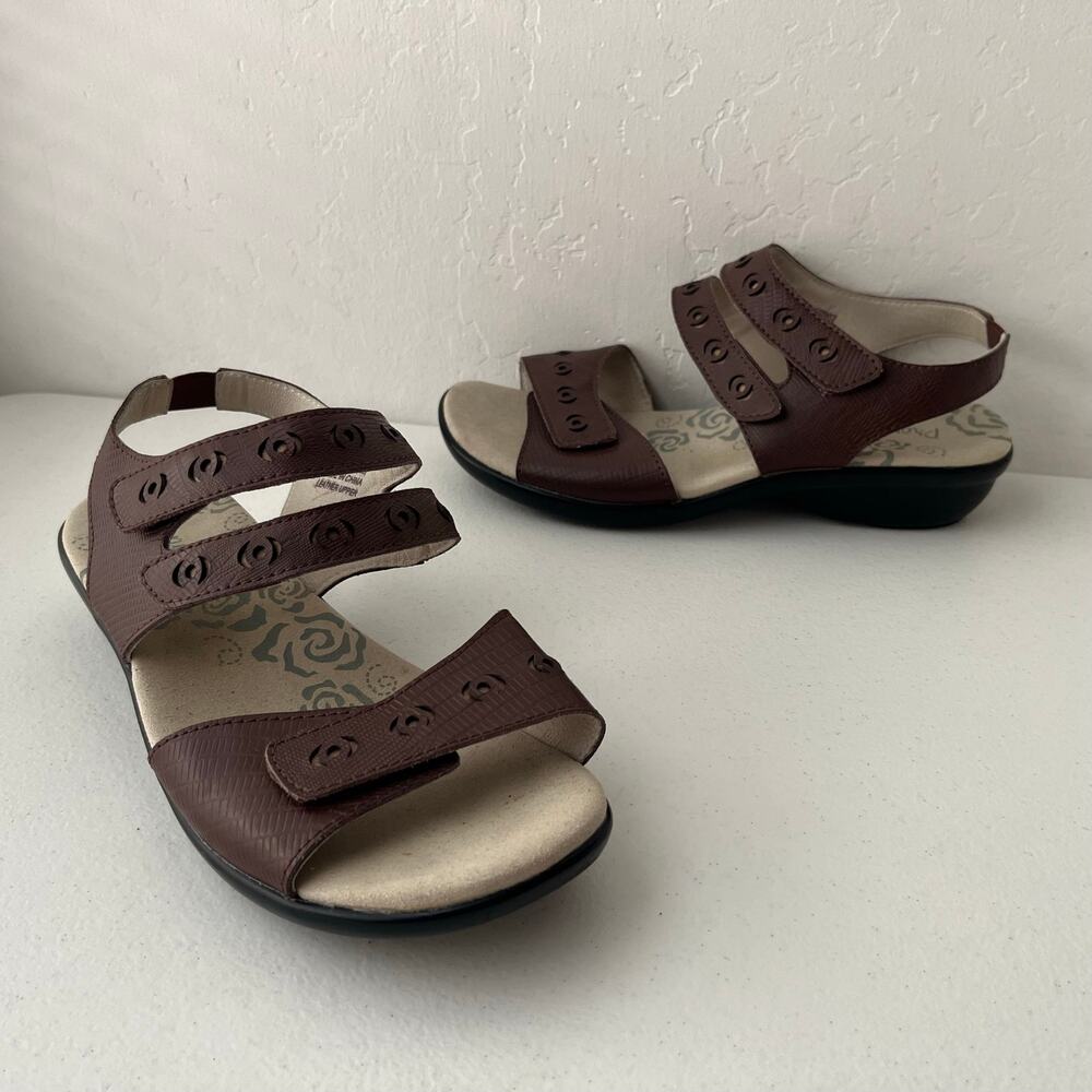 Propet Keeley Leather Sandals Brown Size 8 Comfort Casual Minimalist Neutral